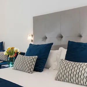 Alojamento de Acomodação e Pequeno-almoço Residenza Zanardelli **