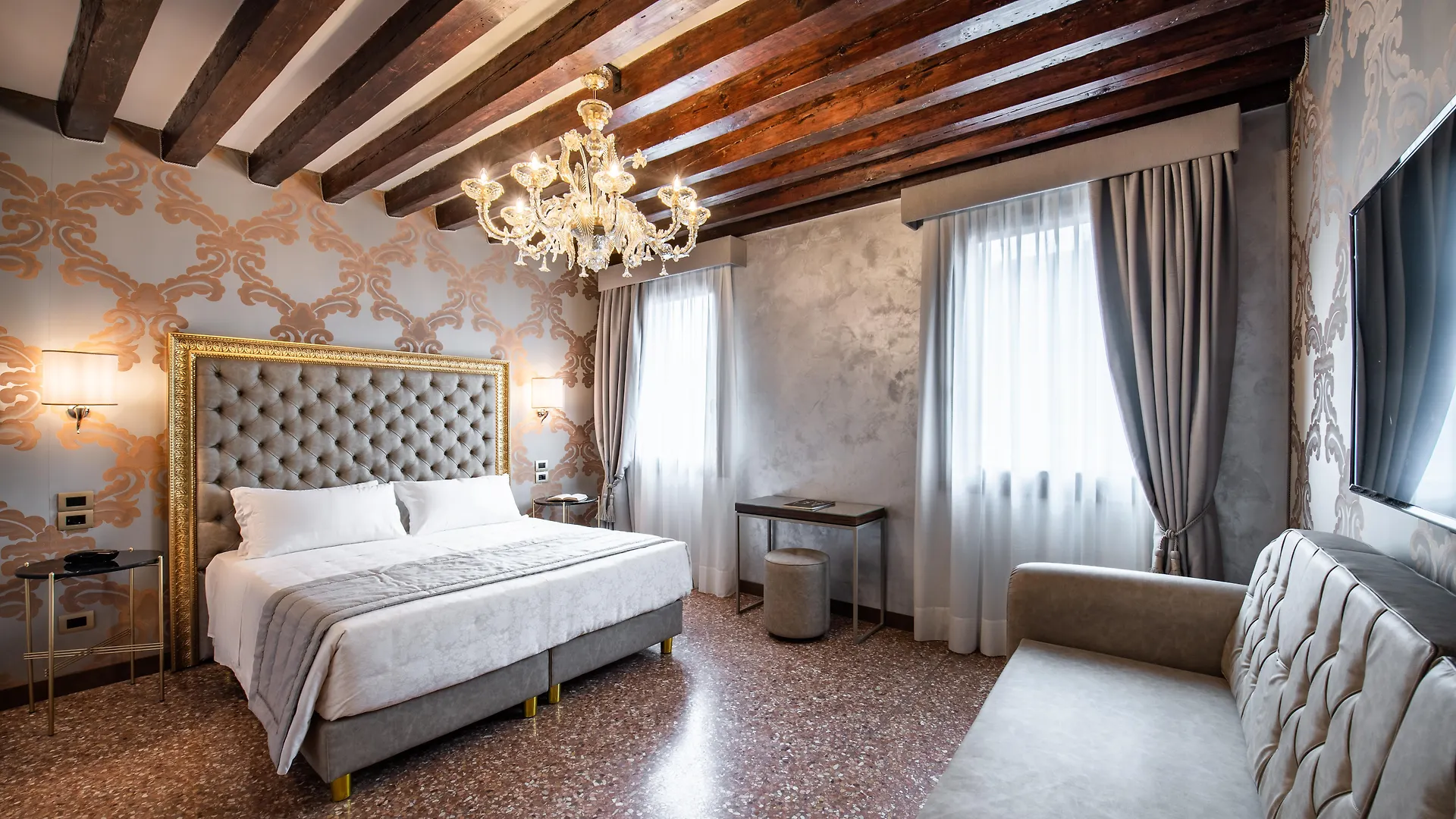 Palazzo San Lorenzo Venice 4*,  Italy