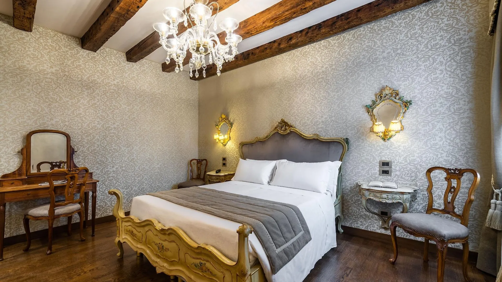 Palazzo San Lorenzo Venice Italy